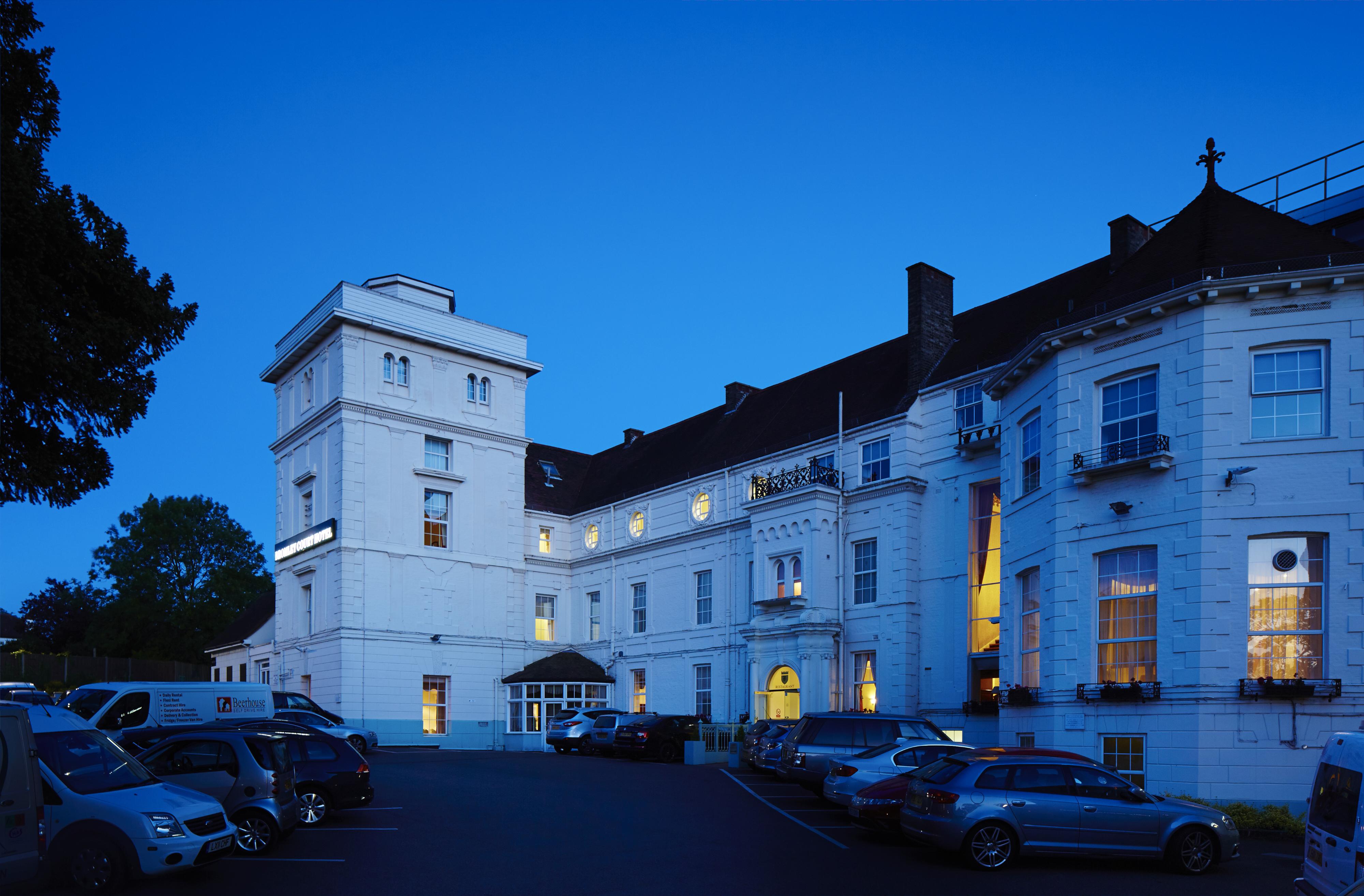 Bromley Court Hotel London Экстерьер фото