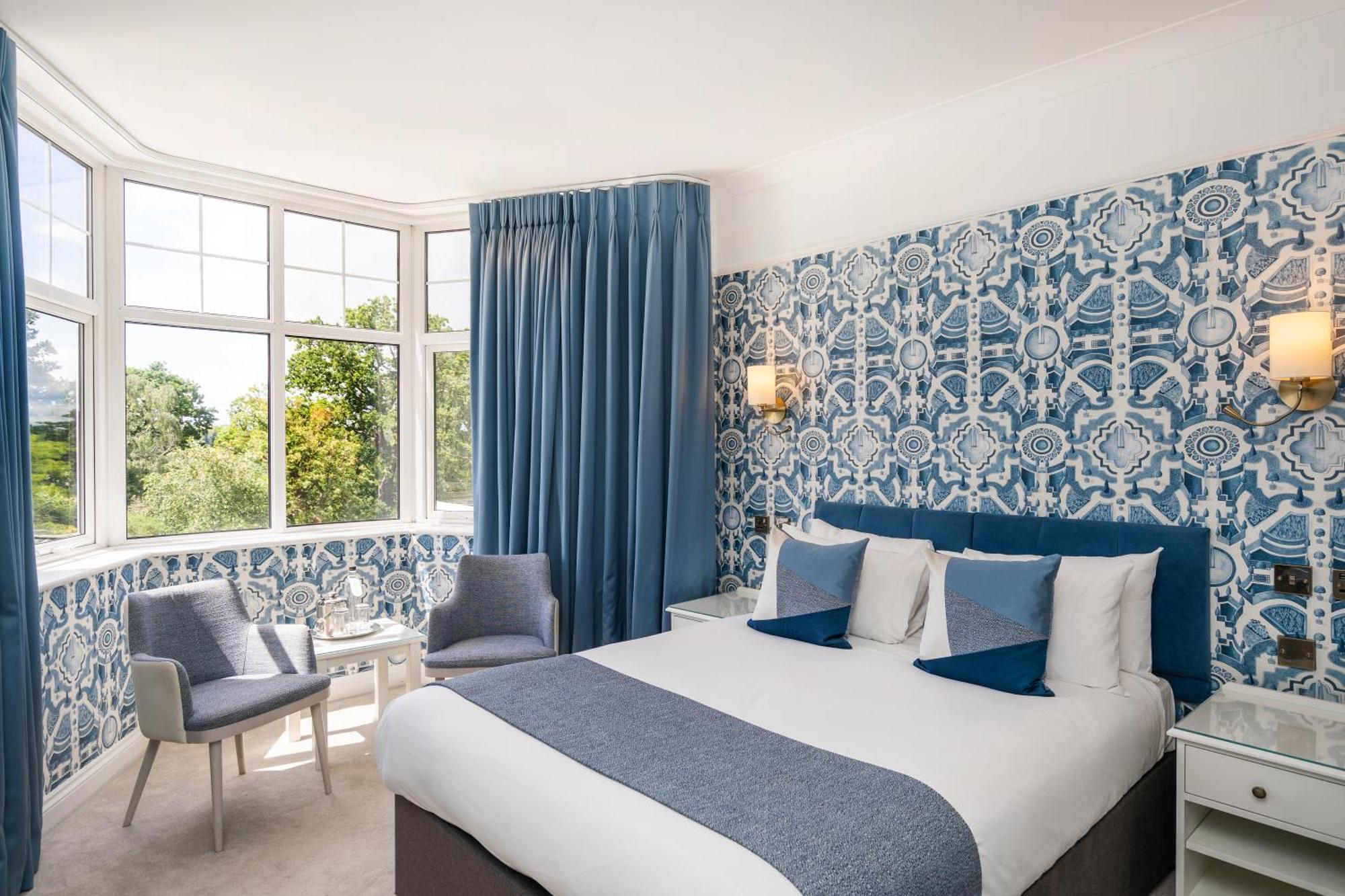 Bromley Court Hotel London Экстерьер фото