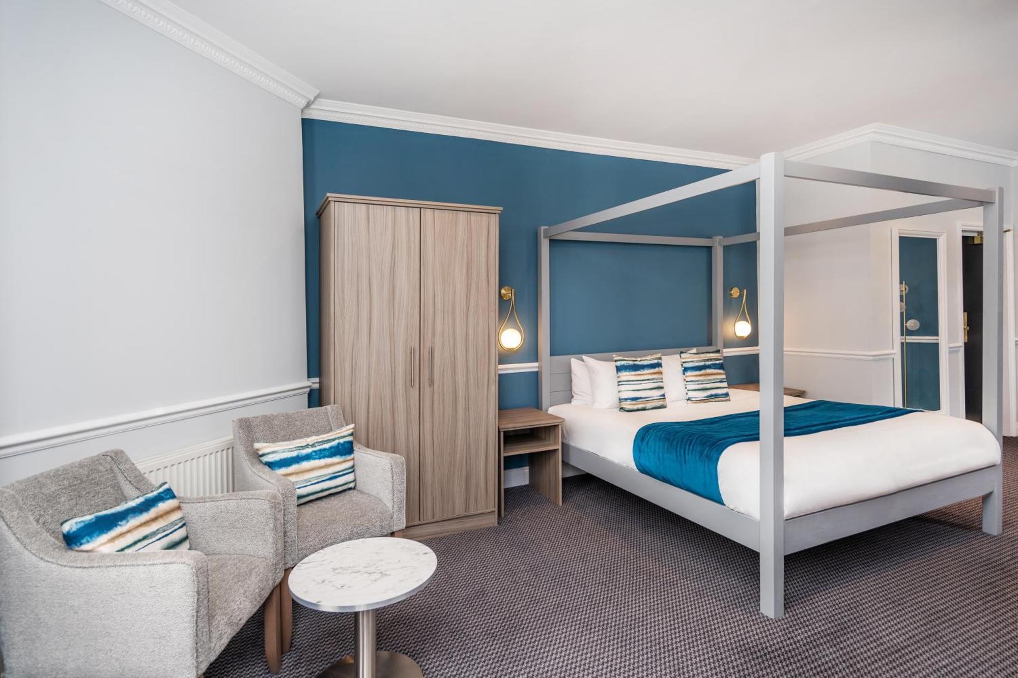 Bromley Court Hotel London Экстерьер фото