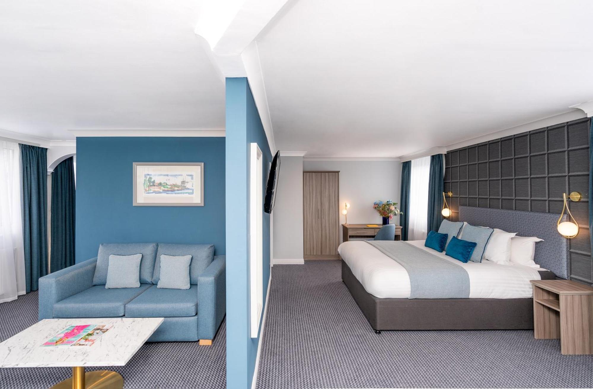 Bromley Court Hotel London Экстерьер фото