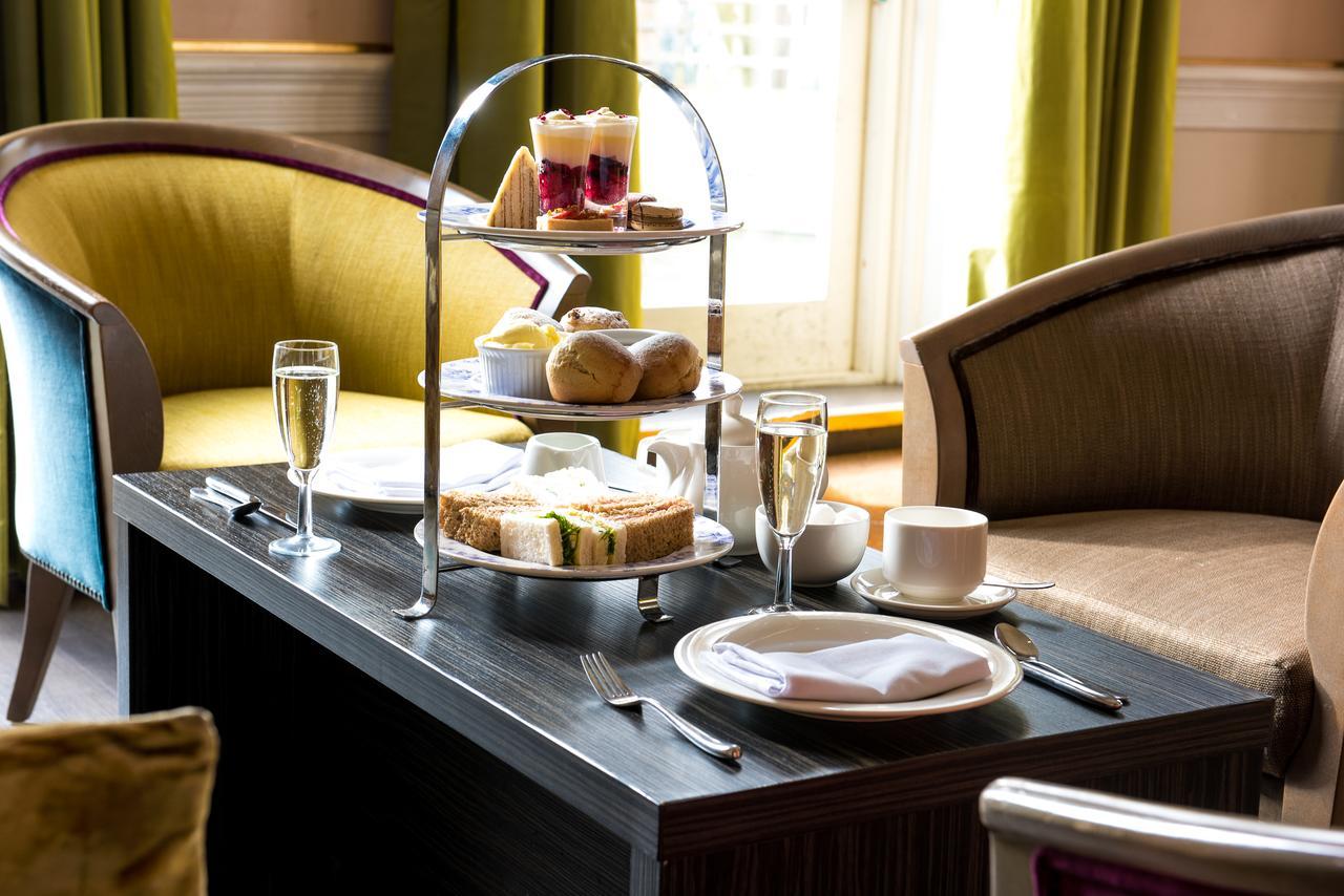 Bromley Court Hotel London Экстерьер фото